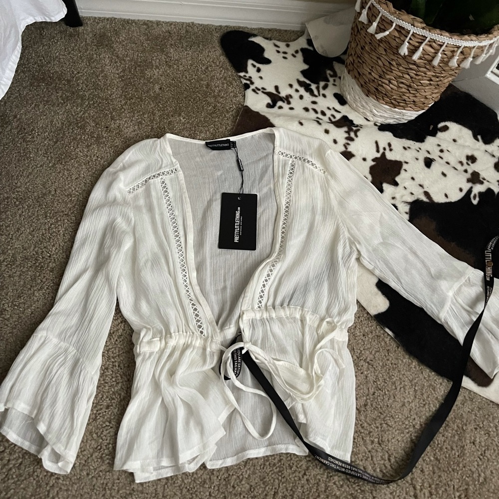 Pretty little thing Cover Up